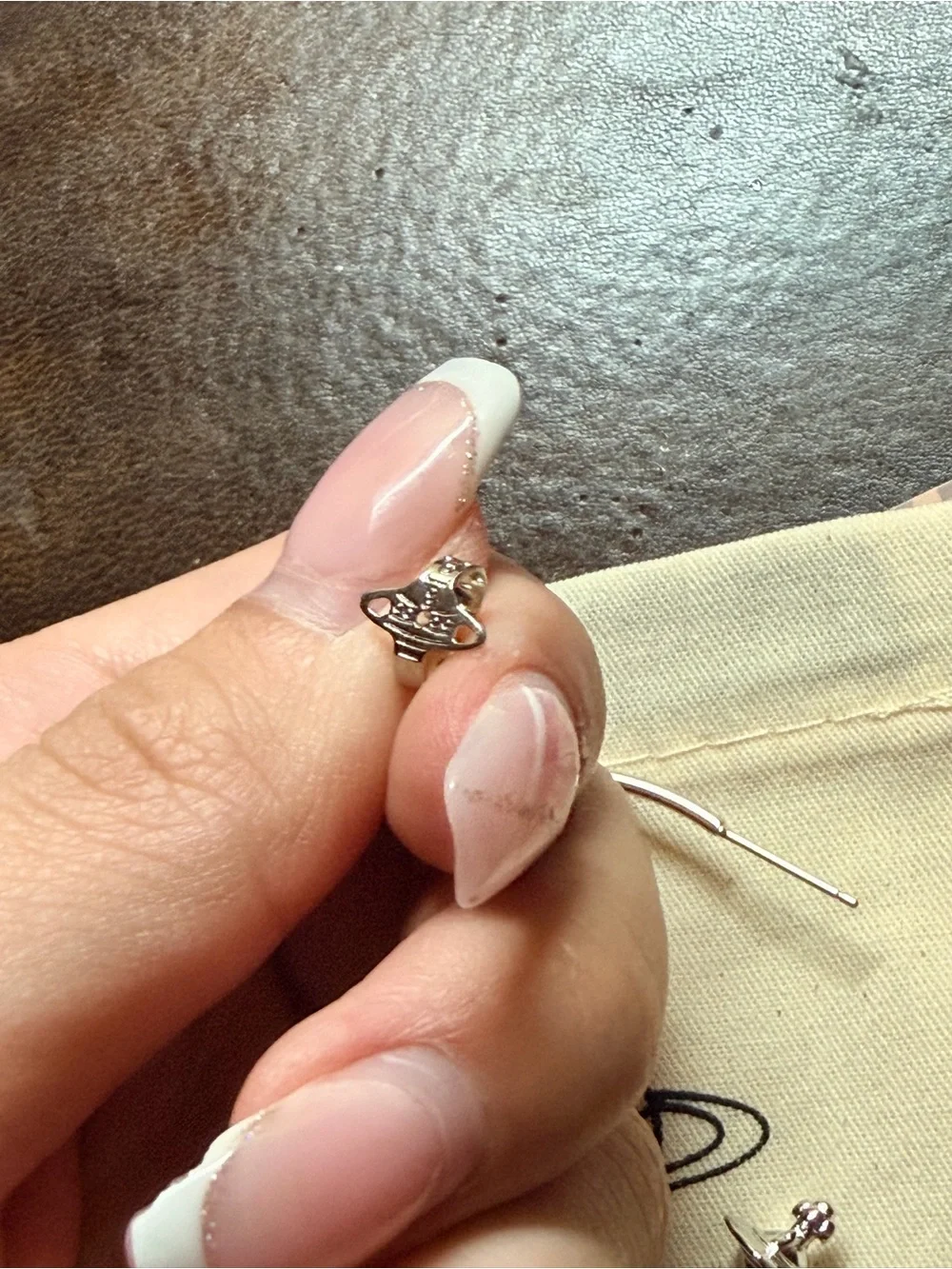 Vivienne Westwood Saturn 🪐 big loop (4cm  ) sliver earrings